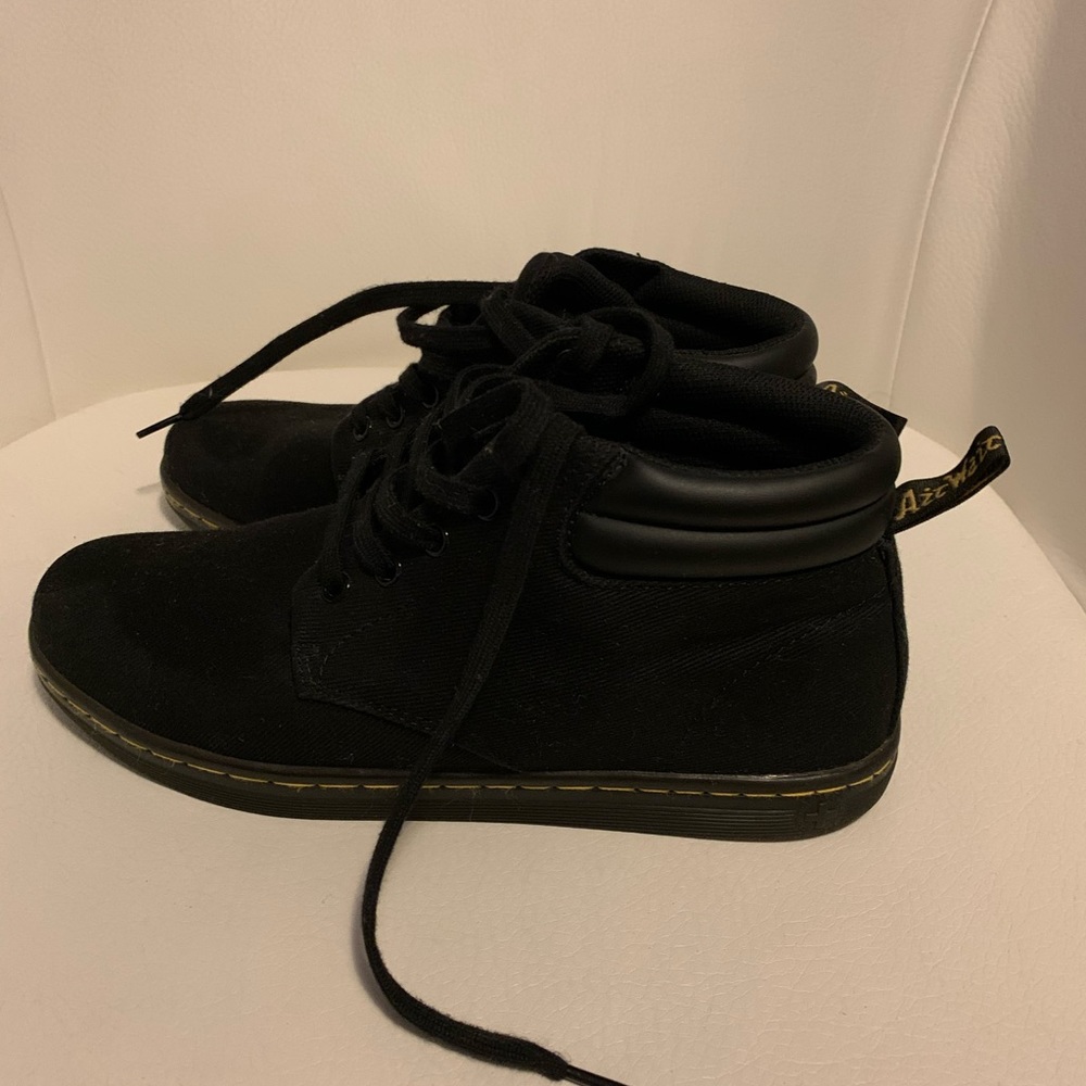Dr. Martens Maleke